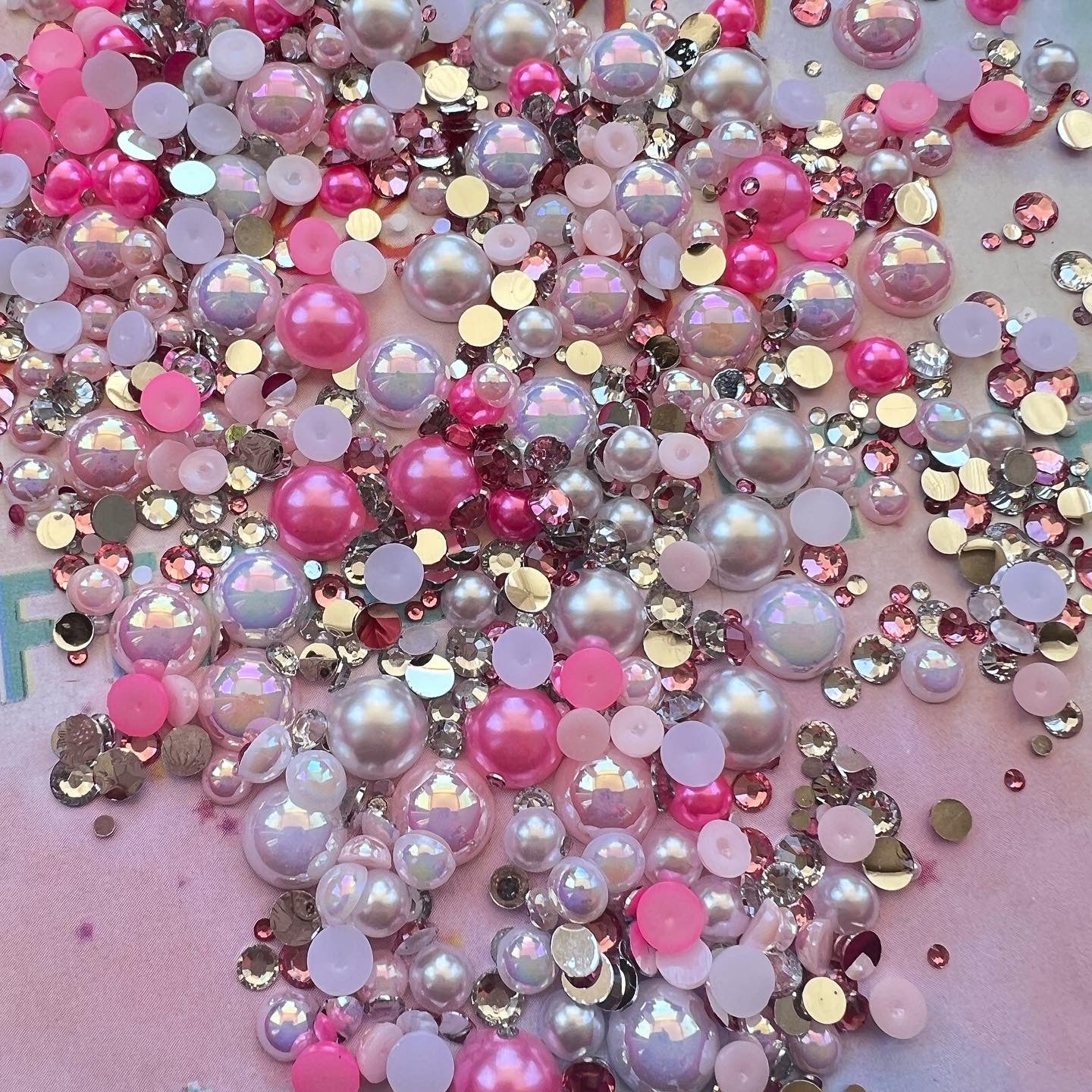 Liiouer Pink Rhinestones  Crystal Bling Gemstones Mixed Color